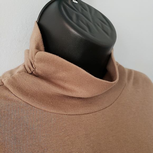 Short Sleeve Mock TShirt - Picture 2 of 7